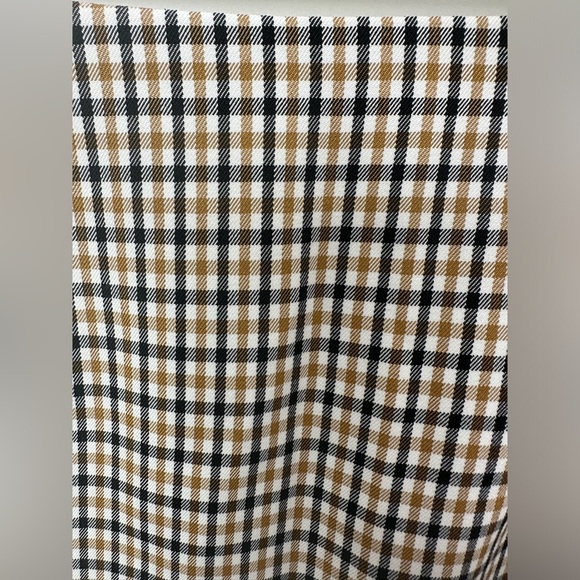 SHEIN mini skirt, checkered, like new - Picture 3 of 4